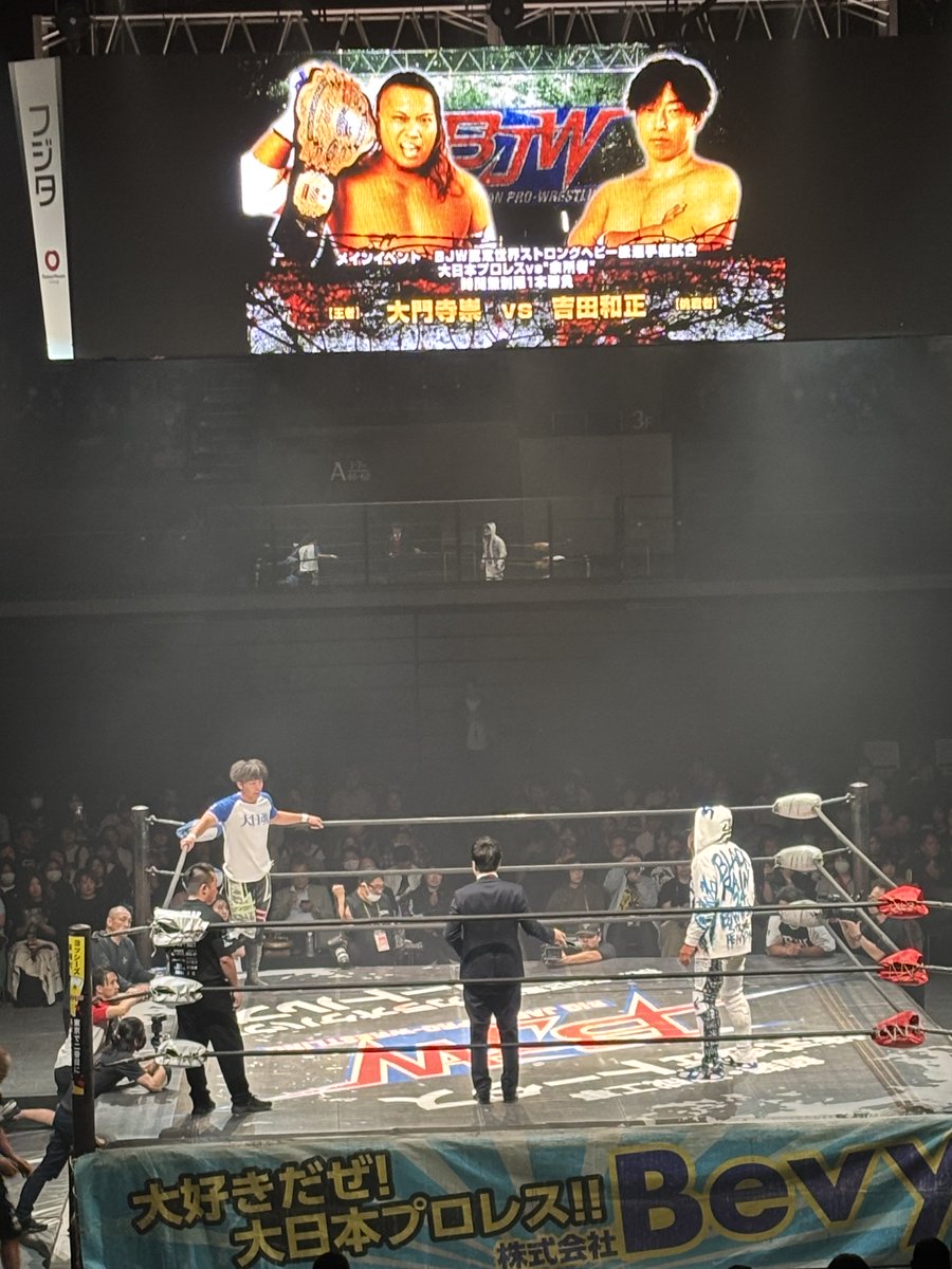 けいじ tweet media