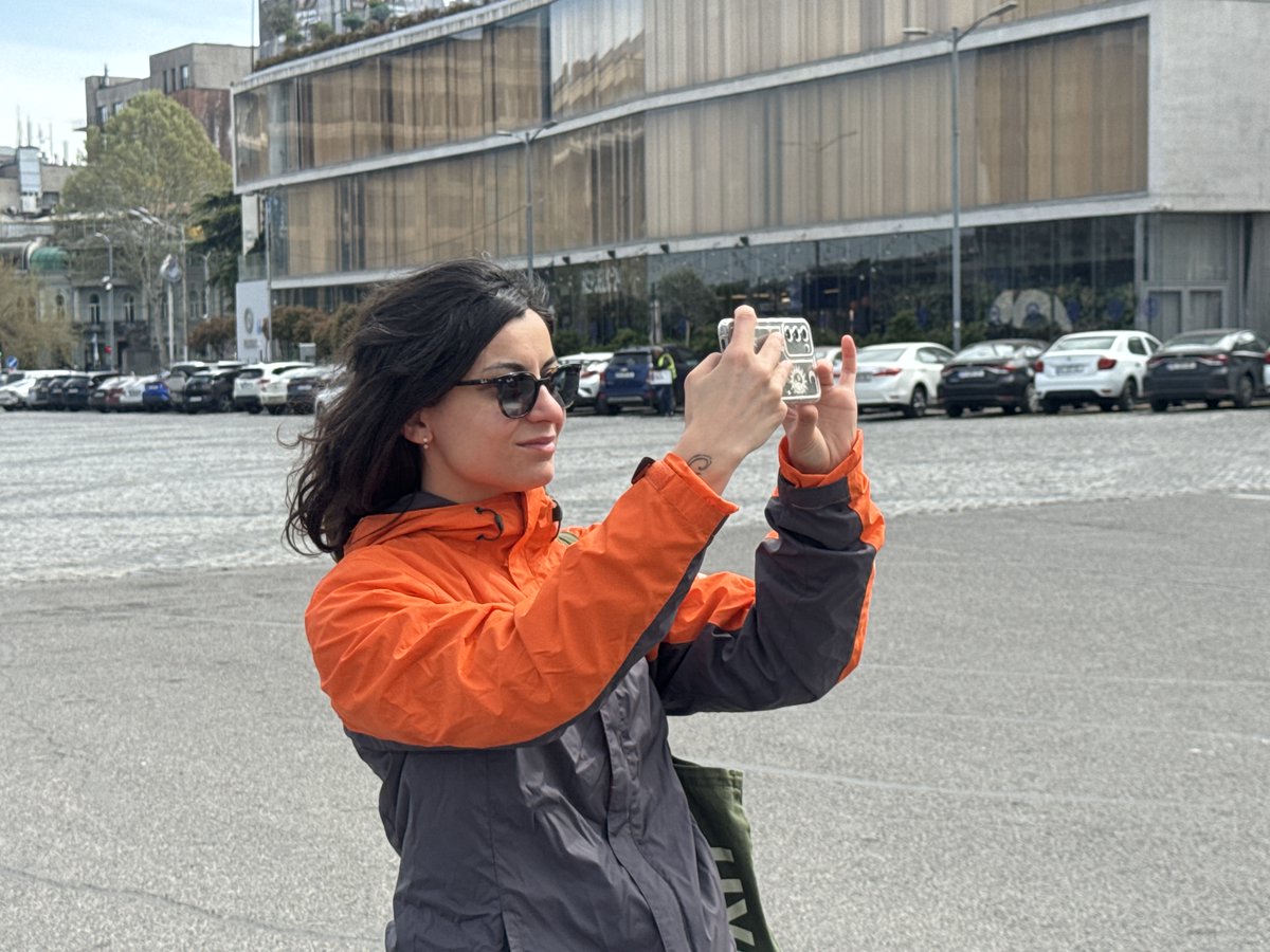 UNHCRGeorgia's tweet photo. In Tbilisi, UNHCR and Georgian American University launched a photography course for refugee and IDP women and girls turning everyday moments into powerful stories. They are learning, creating and seeing the world in new ways. This June, their photos will be exhibited for WRD.💙 https://t.co/T6E7rMQMyX