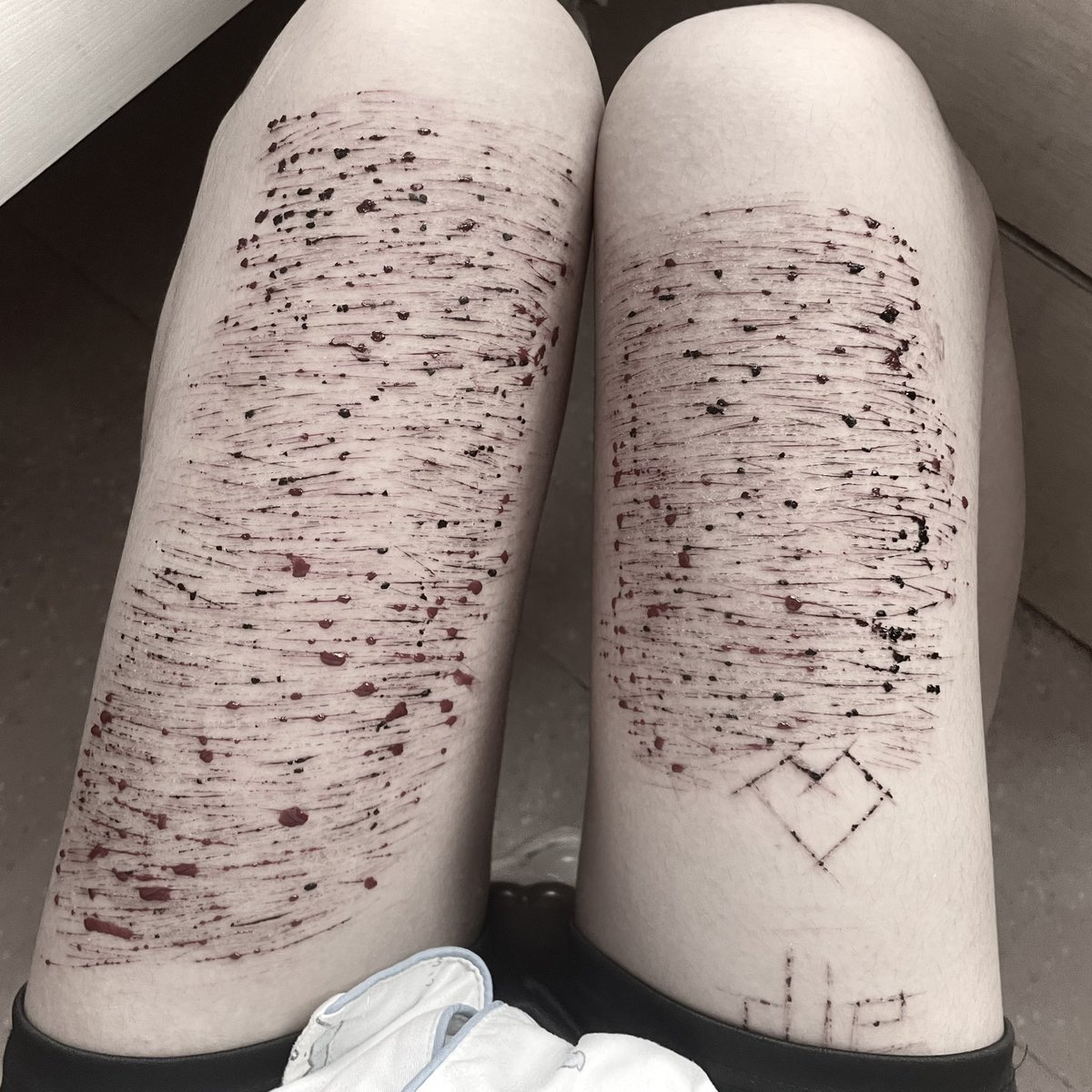 odsunlain tweet media