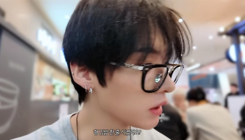 lara IS YOUR FAV HYUNHOER ⤮ fan acc tweet media