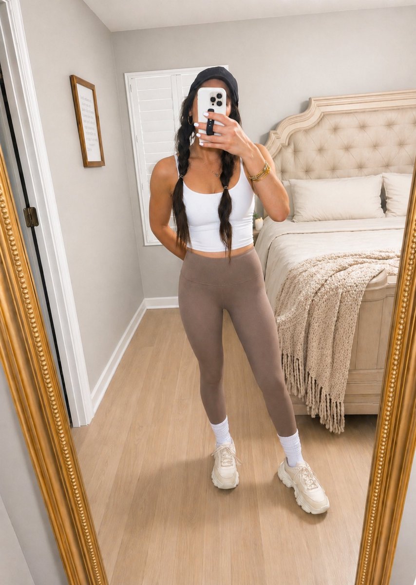 RealSophiaVale's tweet image. good morning ☀️

#pilates 
#morning 
#fitness
#morningworkout