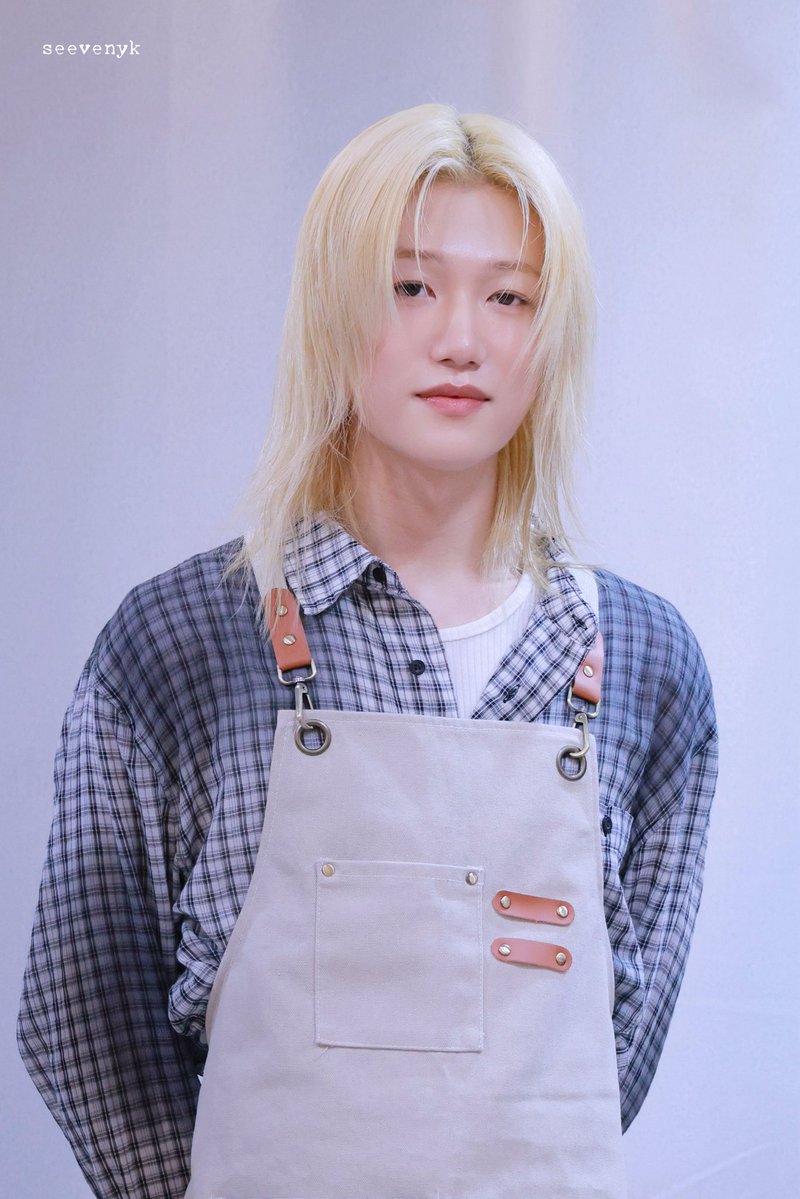 seevenyk tweet media