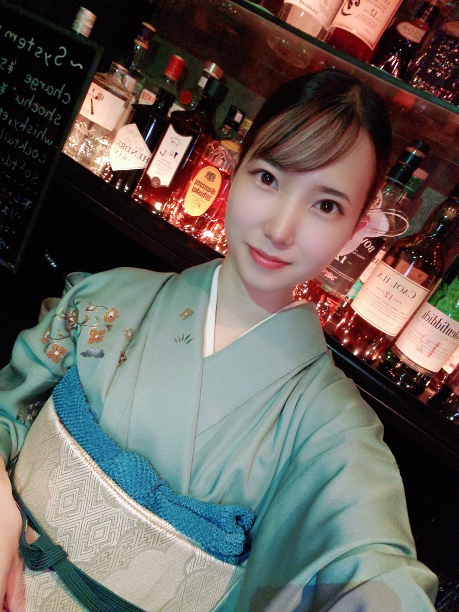BAR六花 tweet media
