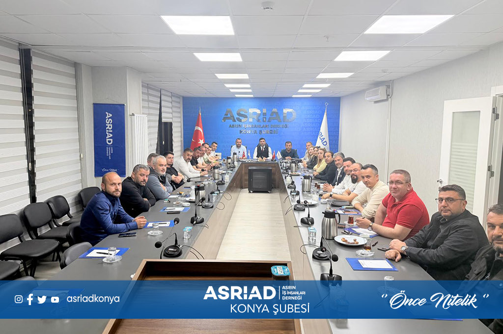 AsriadKonya's tweet photo. Asriad Konya Şubesi Haftalık Rutin Yönetim Toplantısını Gerçekleştirdi.

#türkiye #konya #asriad #asriadkonya #gençasriad https://t.co/aFv0evXbiX