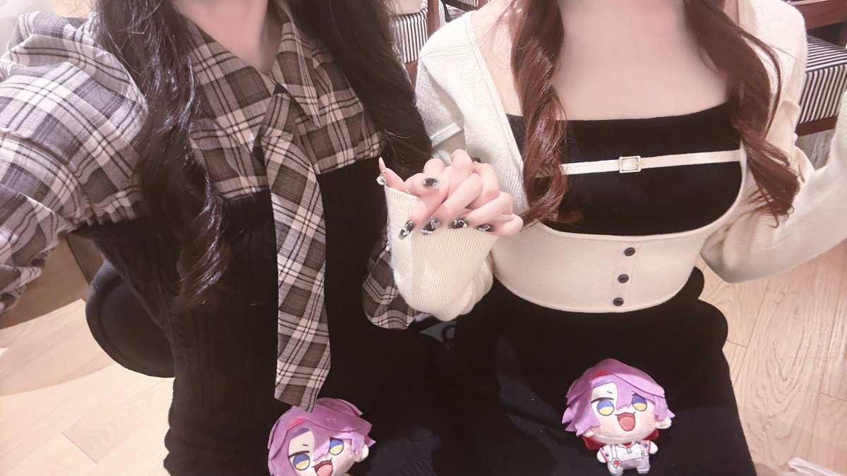大好きなアニヴェルセル表参道࣪ 𑊢❤︎
ドレスみたいなケーキかわいすぎた🎀
苺タルトも美味しそうだったのでまた行きたい🍓