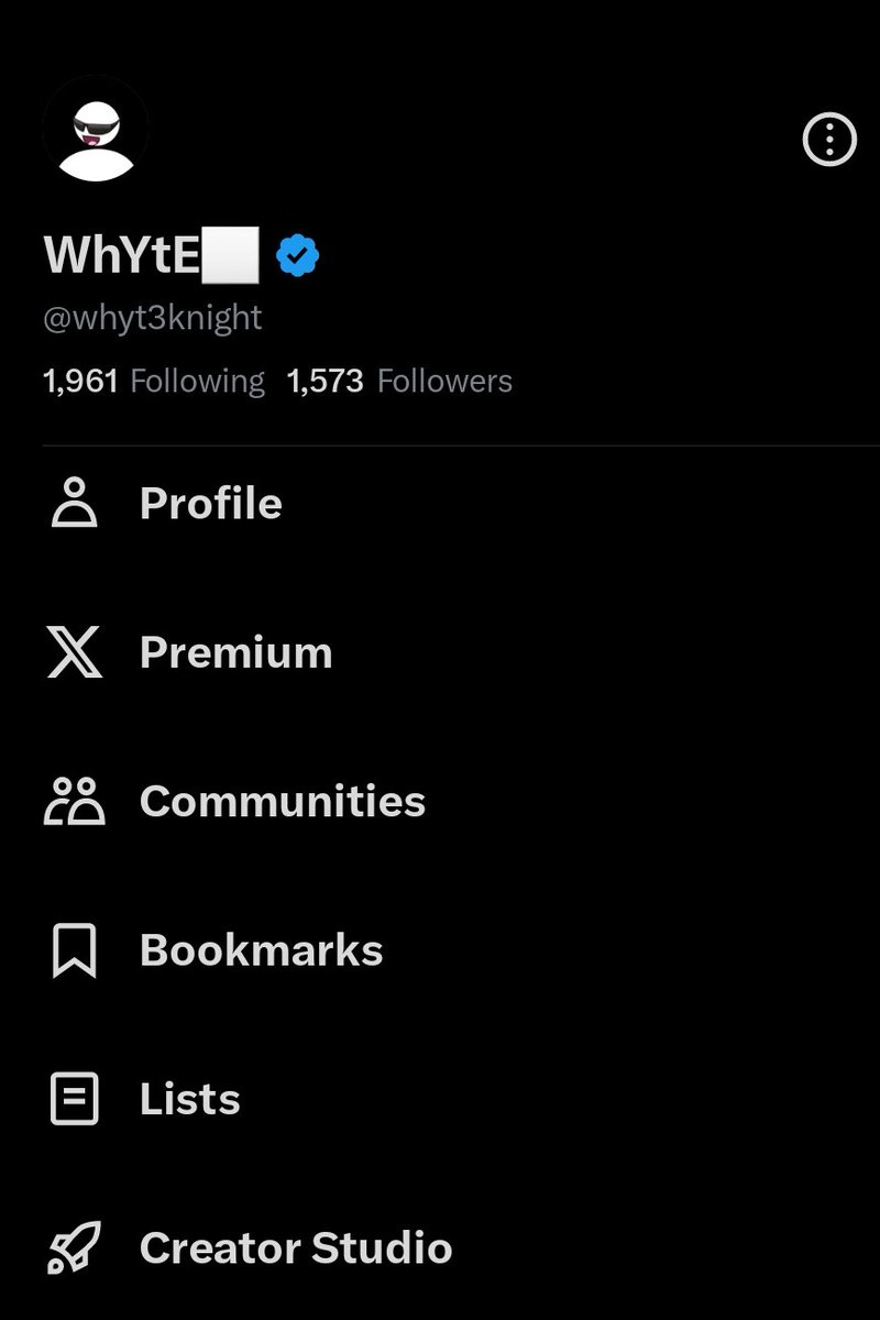 WhYtE⬜️ tweet media