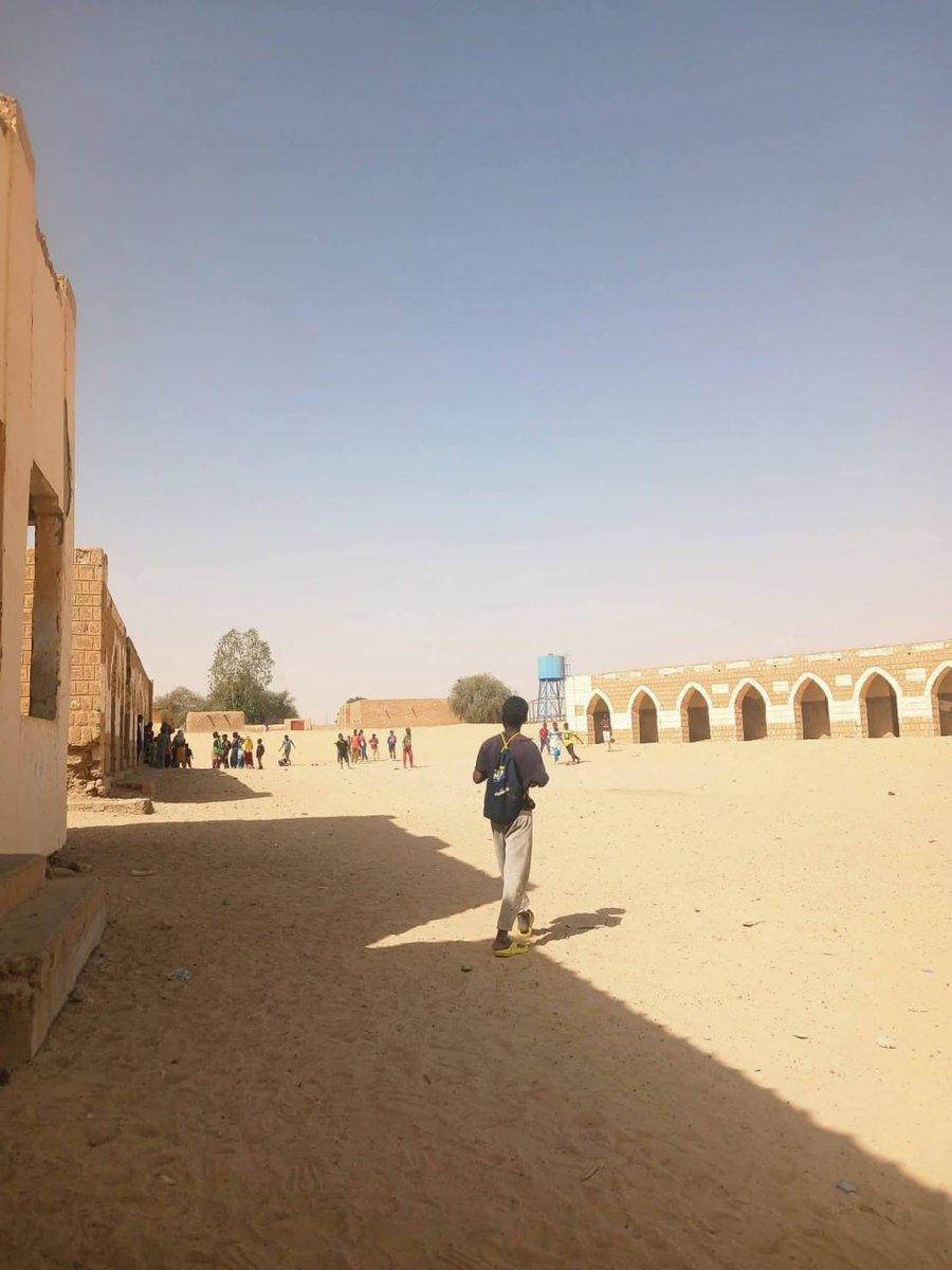malkoomx00's tweet photo. 🇲🇱 🛡️
La ville de Ber, à l'est de Tombouctou, reste sous le contrôle total des FAMa. Malgré la propagande des groupes armés, la base militaire et les infrastructures sont sécurisées. Le calme règne et la situation est maîtrisée par les forces gouvernementales. 🔒✨ https://t.co/bfCUvKltSL