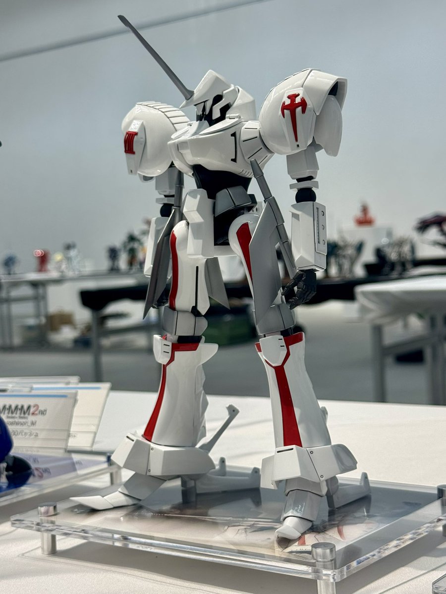 チロシ課長@筆塗りモデラー tweet media