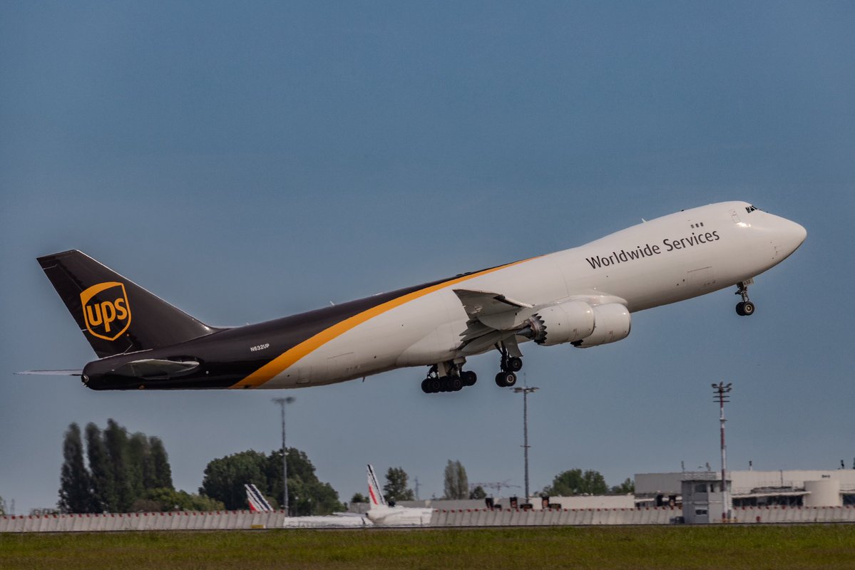 volsdemax's tweet image. Petit spot à CDG à l’ancienne 🛫

#aviation #avgeek #boeing747 #cdg #airfrance