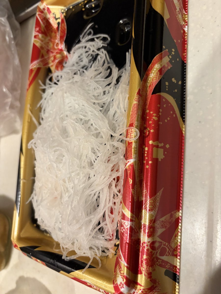 𝔇𝔢𝔳𝔦𝔩𝔦𝔫𝔰𝔦𝔡𝔢 tweet media