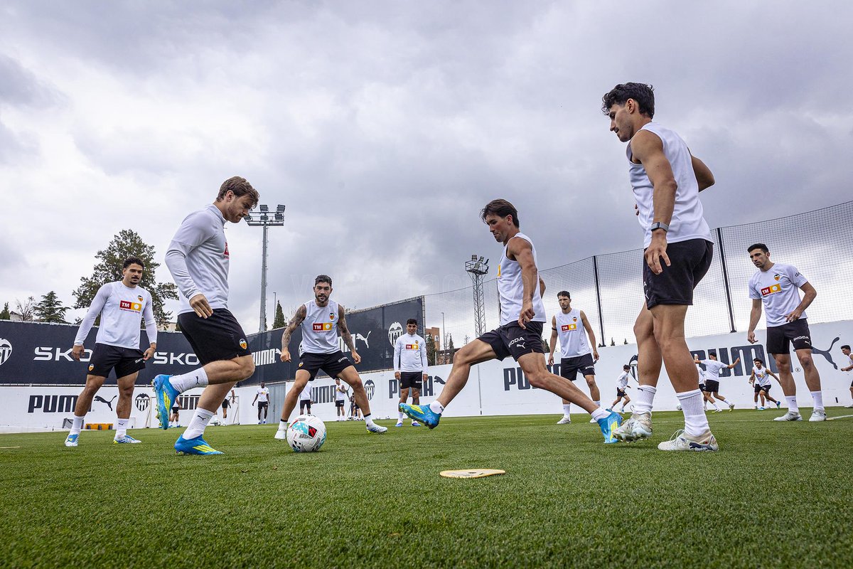 Valencia CF tweet media