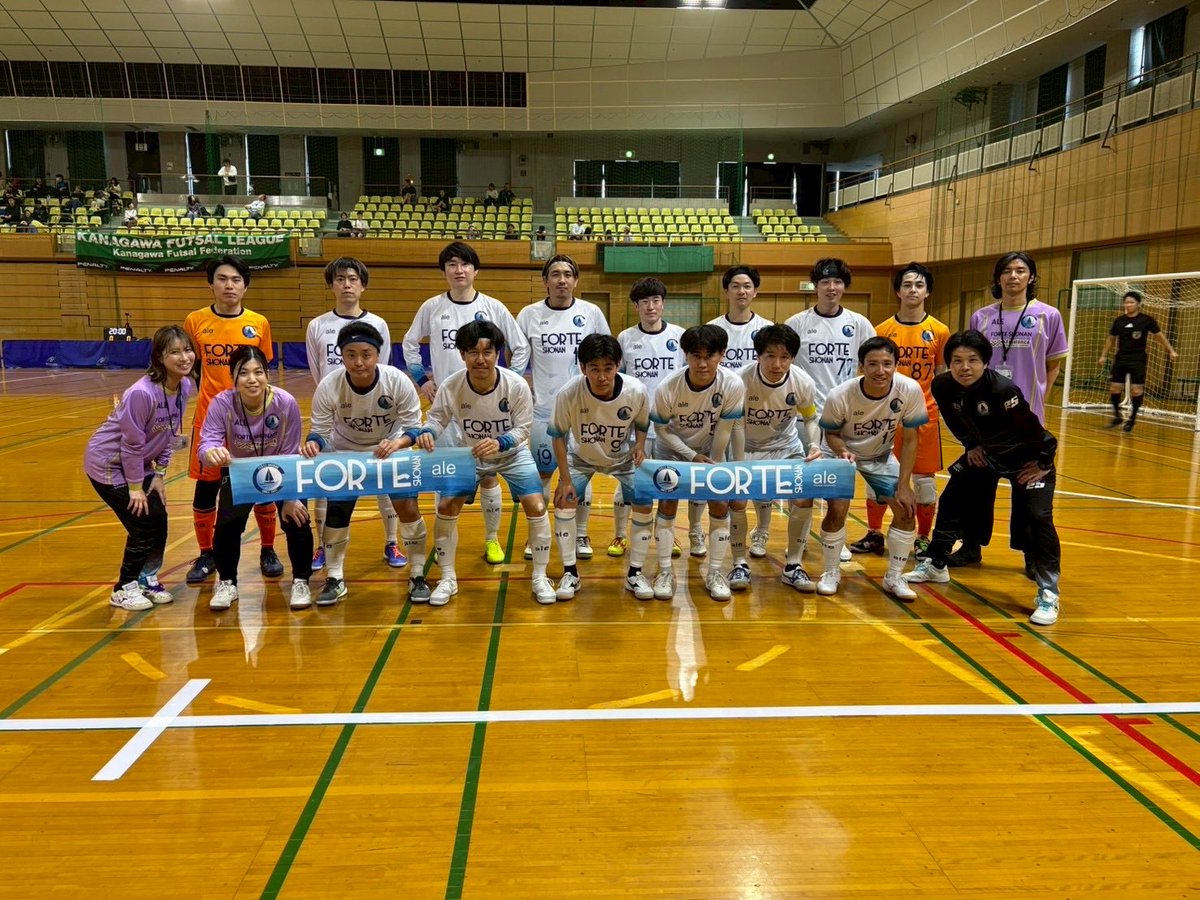 第1節   第2試合【試合結果】

バディランツァーレ vs フォルテ湘南
1st  3 - 4
2nd  5 - 2
total  8 - 6

得点
バディランツァーレ
⚽️ : 吉田、岡部、向井×2、OG、飯田、内山、土屋
フォルテ湘南
⚽️ : 杉山×2、神谷、武岡、加藤、越田