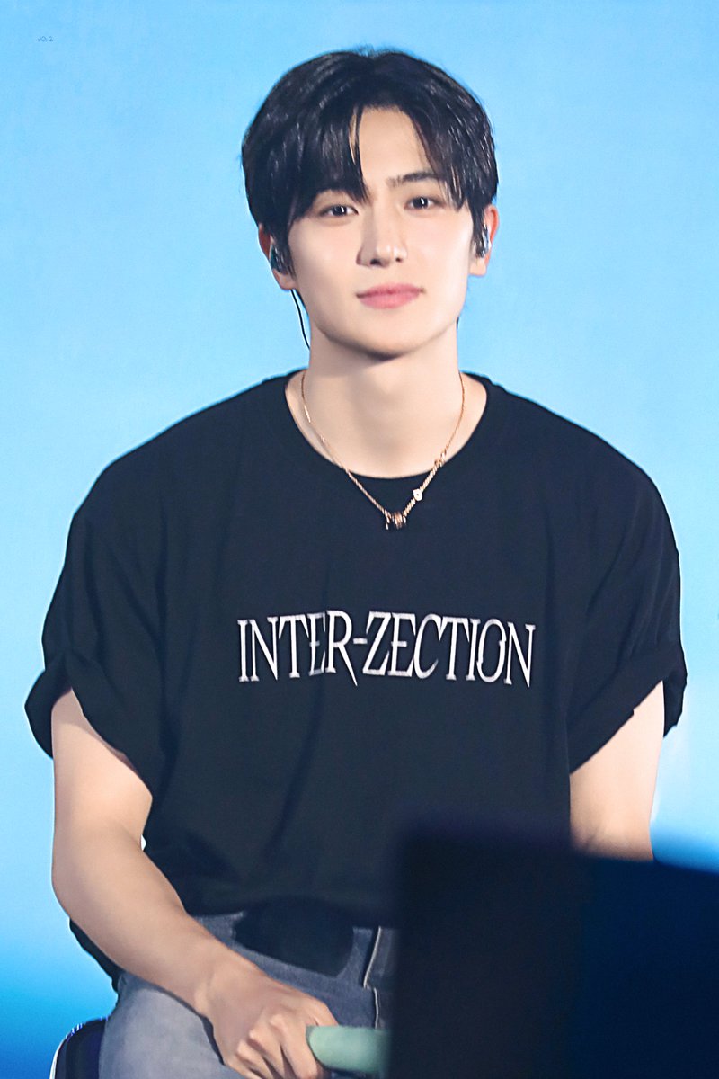 Hyunjae tweet media