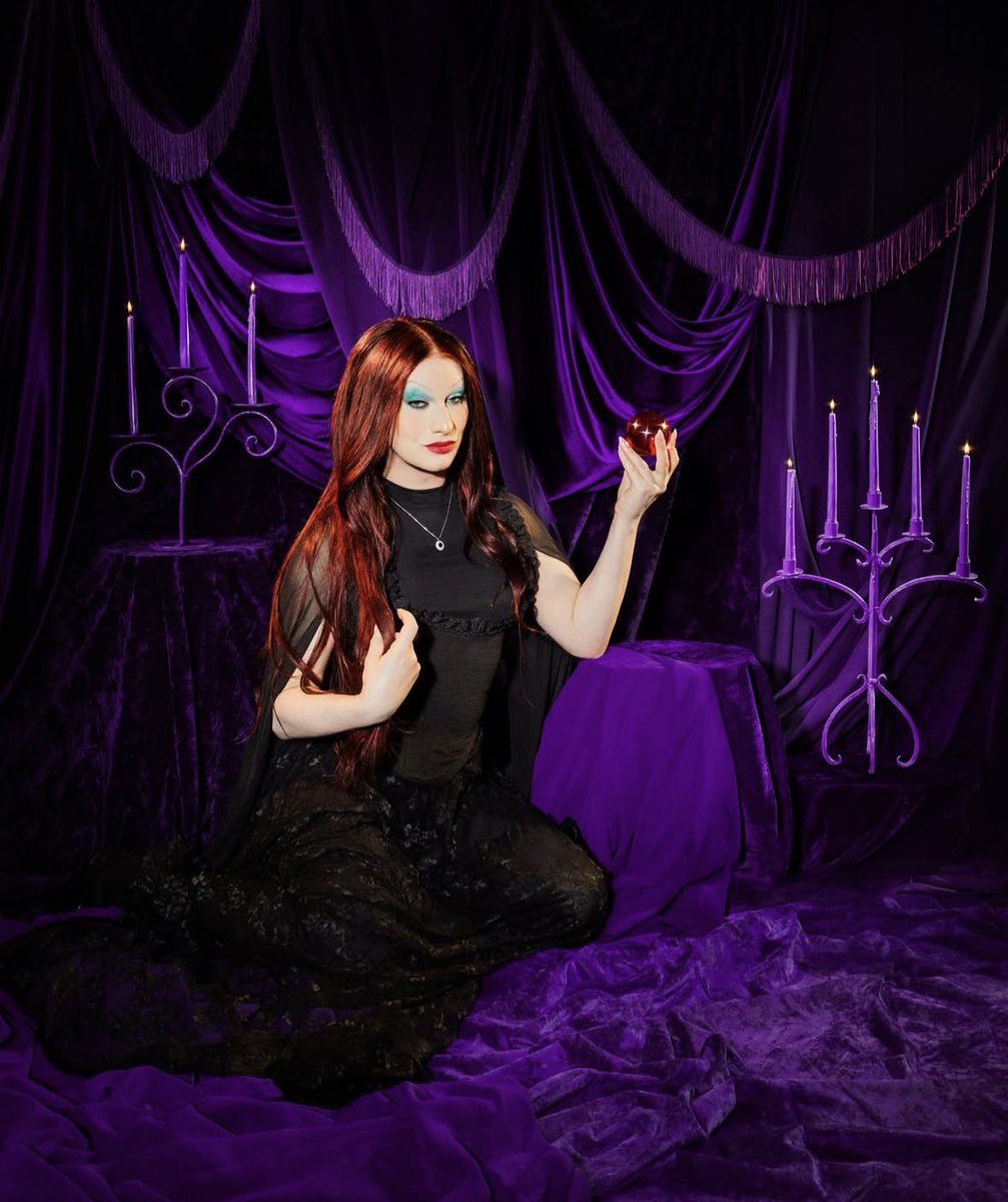 Drag Crave tweet media