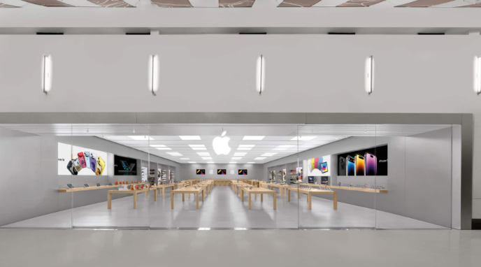 MEnfrentadas's tweet image. ⚖️🍏 Apple en el punto de mira: denuncian prácticas laborales injustas en su tienda de Towson 😬 El sindicato acusa a la compañía de interferir en la negociación colectiva. Caso en manos del regulador… y con impacto en su imagen 👀

#Apple #AppleStore