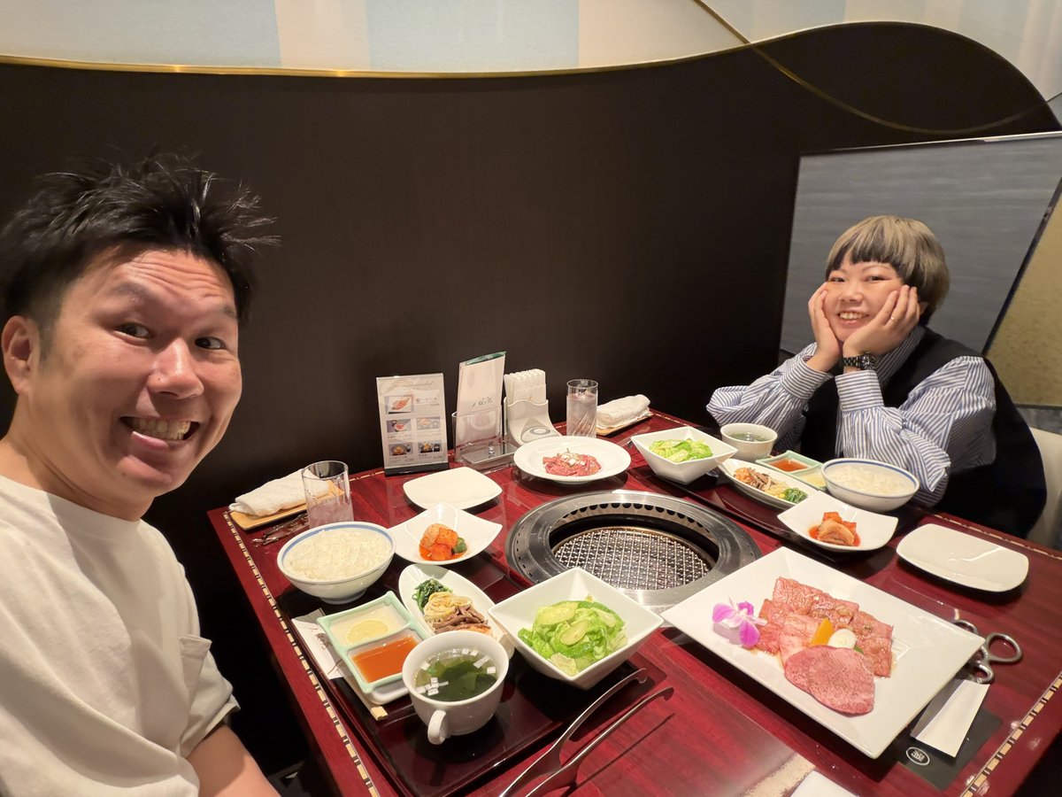 0429
おいし〜肉の日
結婚記念日！
11年達成です！