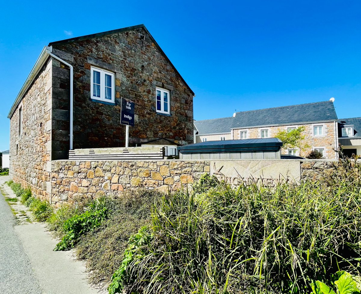 indigoestates's tweet image. FOR SALE | ST PETER

Asking £1,095,000

cstu.io/d4022f

Please contact sales@indigo.je
or call 01534 639955

#indigoestates #jerseyci #forsaleinjersey #channelislands
