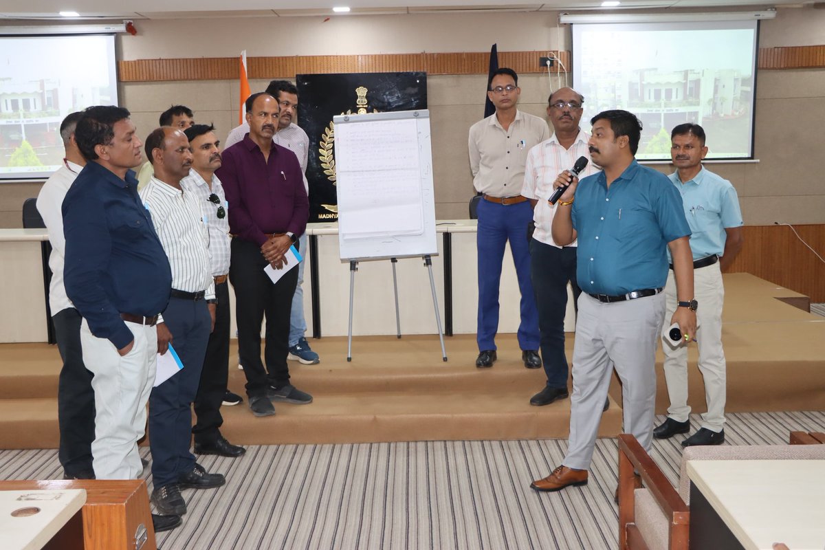 BhopalMppa's tweet image. मध्यप्रदेश पुलिस अकादमी, भोपाल में 28-29 अप्रैल 2026 को जेजे एक्ट एवं पॉक्सो एक्ट पर दो दिवसीय सेमीनार आयोजित हुआ।
विशेषज्ञों द्वारा बाल संरक्षण कानूनों एवं संस्थागत भूमिका पर महत्वपूर्ण मार्गदर्शन प्रदान किया गया।
@CMMadhyaPradesh @probhopal
#MPPolice #JJAct #POCSOAct #Training