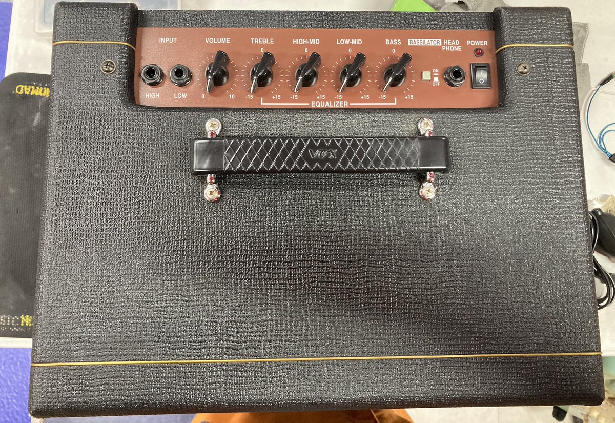 VOX T-25 ベースアンプ　※傷、汚れ有 商品紹介 - ドクターMusic