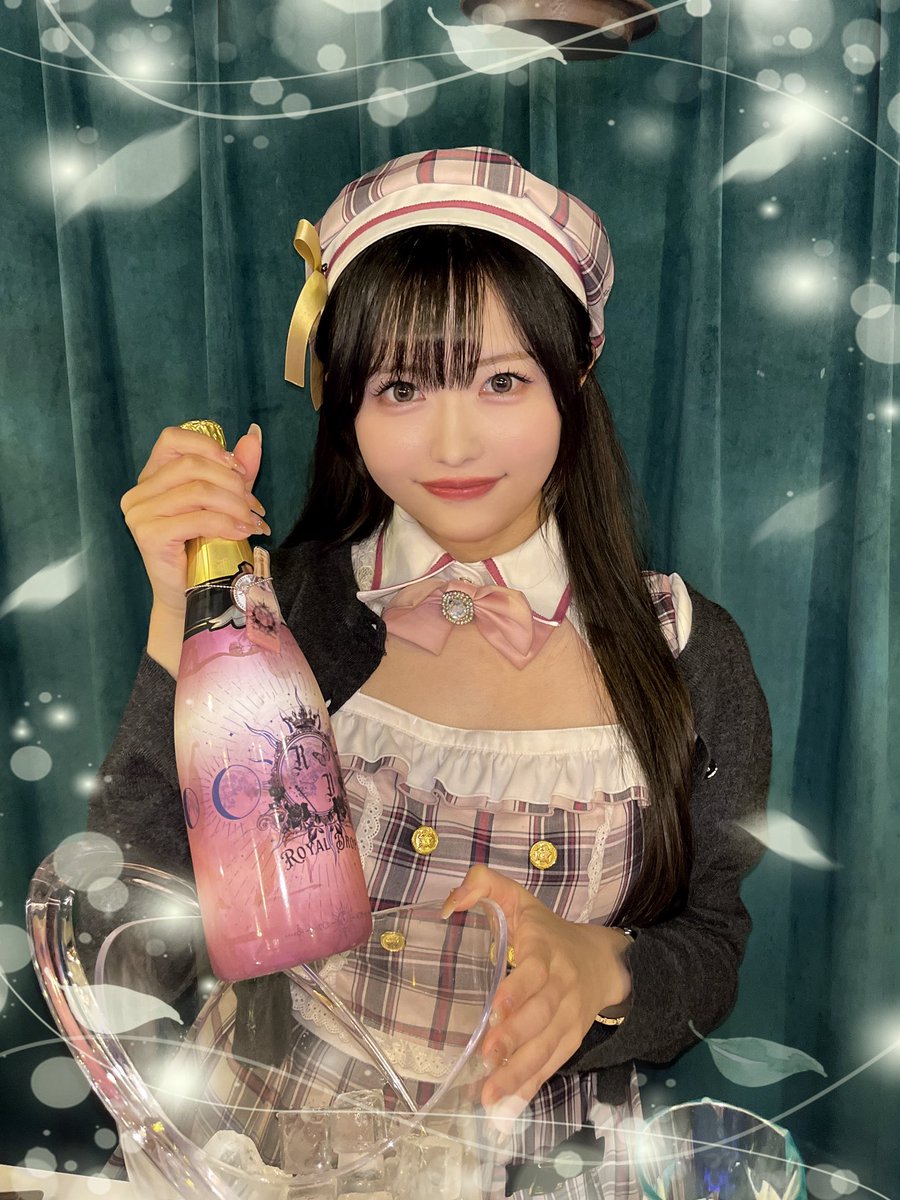 RoyalDrop_maid's tweet image. 🤍すずの@mgr_osuzuchan の
素敵な在校生さんから🎠✨

メタモルフォーゼ🔮✨
ありがとうございます🪄

まだまだご登校お待ちしております👏🏻❣️
#秋葉原 #コンカフェ #魔法学校