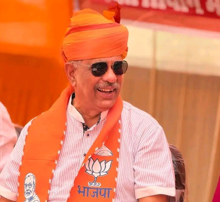 बहुत बहुत आभार माननीय चिकित्सा मंत्री जी जिन्होंने राजस्थान प्रदेश के 5 लाख मेडिकल फिल्ड से संबध रखने वाले स्टूडेंट्स की आवाज को दबने नहीं दिया और एक पारदर्शिता निष्पक्षता को समानता का अवसर देते हुए भर्तियों में लिखित परीक्षा का रास्ता चुना।

#फार्मासिस्ट_भर्ती_परीक्षा_द्वारा