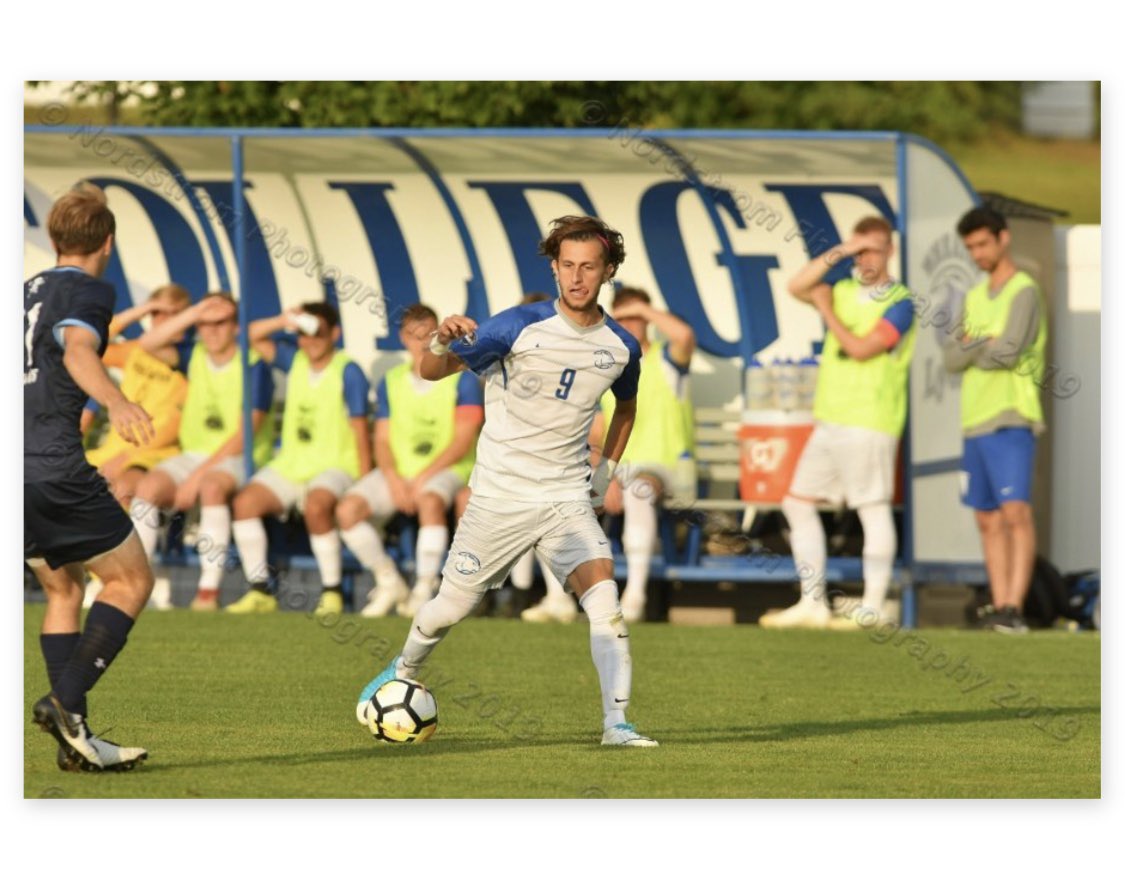 aefranceschi's tweet photo. From striker to Center Mid changed how I see football completely.
You start thinking before receiving, not after. https://t.co/yv1mI7XHXW