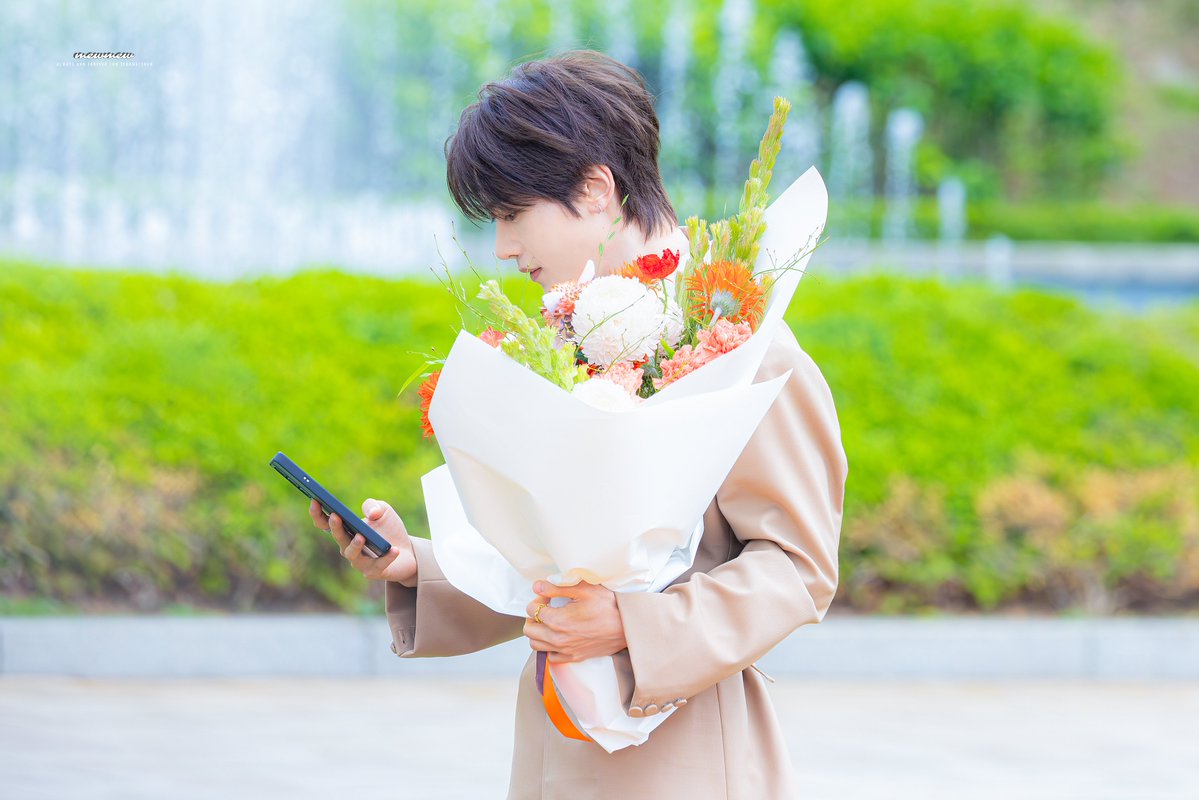 mewmew528's tweet image. 260428 아쿠아 디 파르마 HQ.
#석매튜 #SEOKMATTHEW #ソクマシュー #石马修 #제로베이스원 #제베원 #ZEROBASEONE #zb1