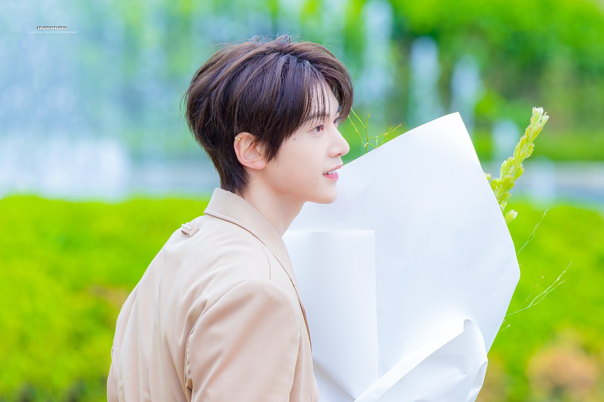 mewmew528's tweet image. 260428 아쿠아 디 파르마 HQ.
#석매튜 #SEOKMATTHEW #ソクマシュー #石马修 #제로베이스원 #제베원 #ZEROBASEONE #zb1