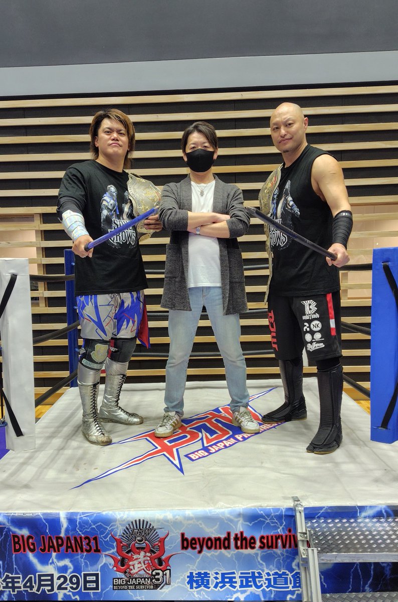 shin126lp's tweet photo. 2026.4.29 大日本横浜武道館
二丁拳銃を下しBJWタッグ3度目の防衛に成功したソウルクロウズ。
どこまで防衛記録を伸ばせるか楽しみだ。
#菊田一美 #bjw #bjw31th
#杉浦透 #pw_freedoms #2shot https://t.co/HNC7u9yox5