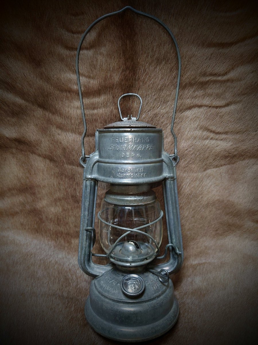 Kiiroi_TakeChan's tweet image. My New Camping Gear
VINTAGE LANTARN
FEUERHAND STURM KAPPE

#キャンプギア
#CampingGear