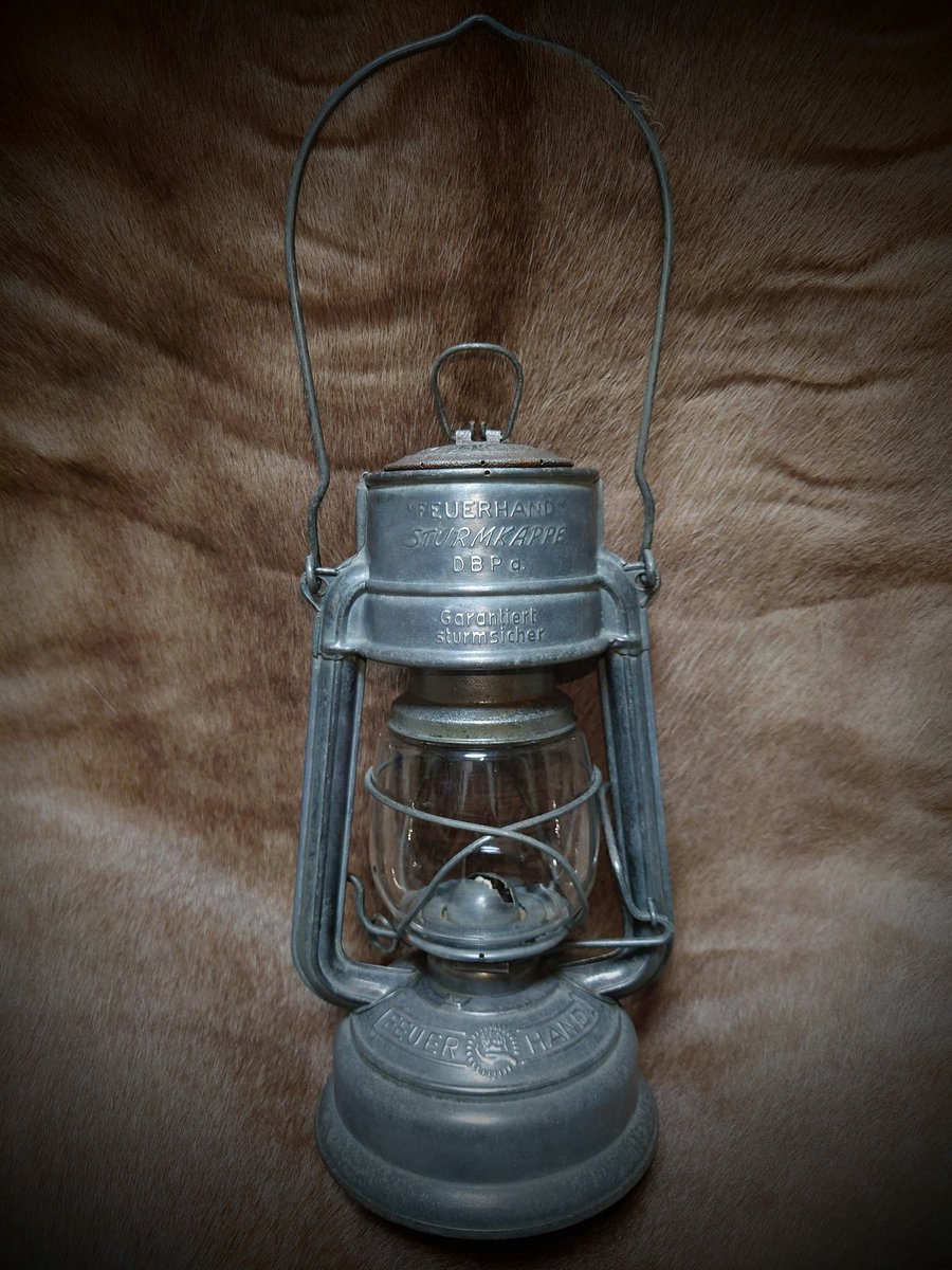 Kiiroi_TakeChan's tweet image. My New Camping Gear
VINTAGE LANTARN
FEUERHAND STURM KAPPE

#キャンプギア
#CampingGear