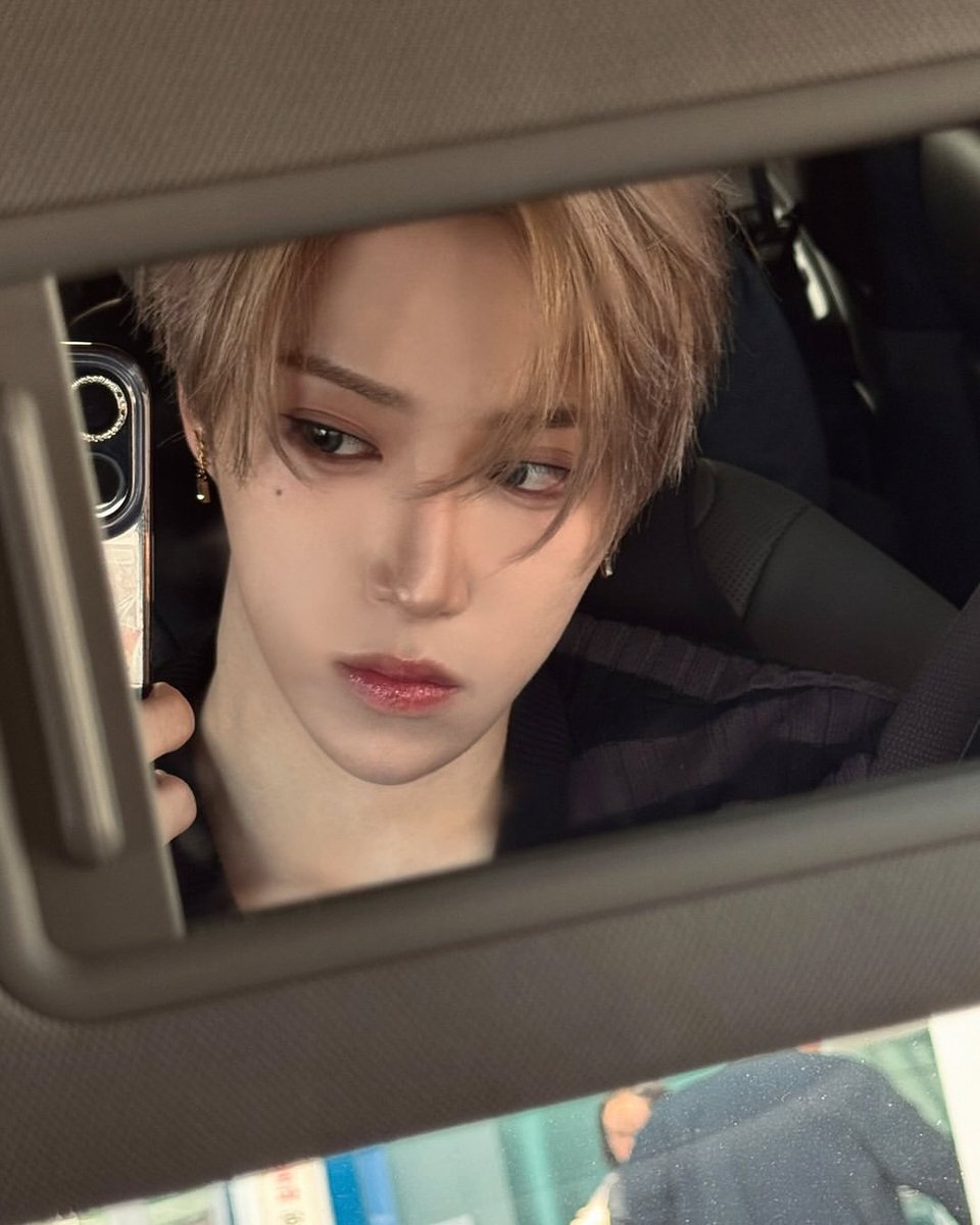 𝙖𝙧𝙣𝙤𝙞𝙧 tweet media