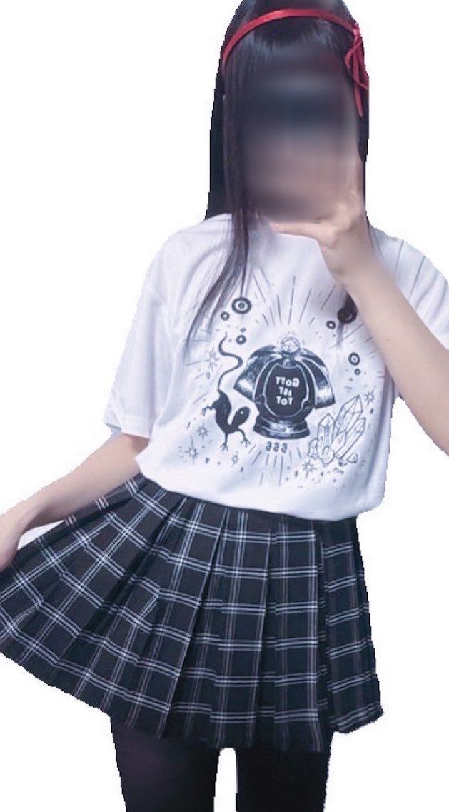 shiomi00's tweet photo. 新作のモチーフTシャツです！ #プリレコ16 で頒布します😈 https://t.co/IZT8KW5RPr