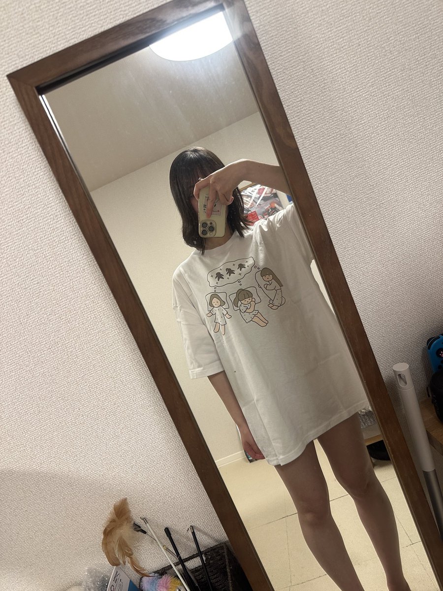 miaya2222's tweet image. 届いた🙌💕
だいぶBIGなので、こういう着方も出来ちゃうわけですわね。

年齢的に足を出すことを減らしてたんだけど、この夏は外で足出して良いですか…
#Perfume #LSG #PTA #Tシャツ