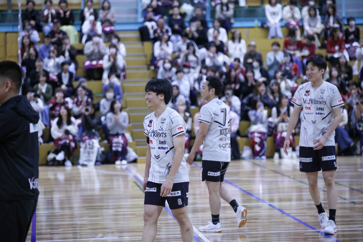 s_rina718's tweet photo. 2026.4.29

VC長野トライデンツファン感謝デー

#VC長野トライデンツ
 #難波宏治 選手
 #古藤宏規 選手
 #中島健斗 選手 https://t.co/QnJcDMyQcq