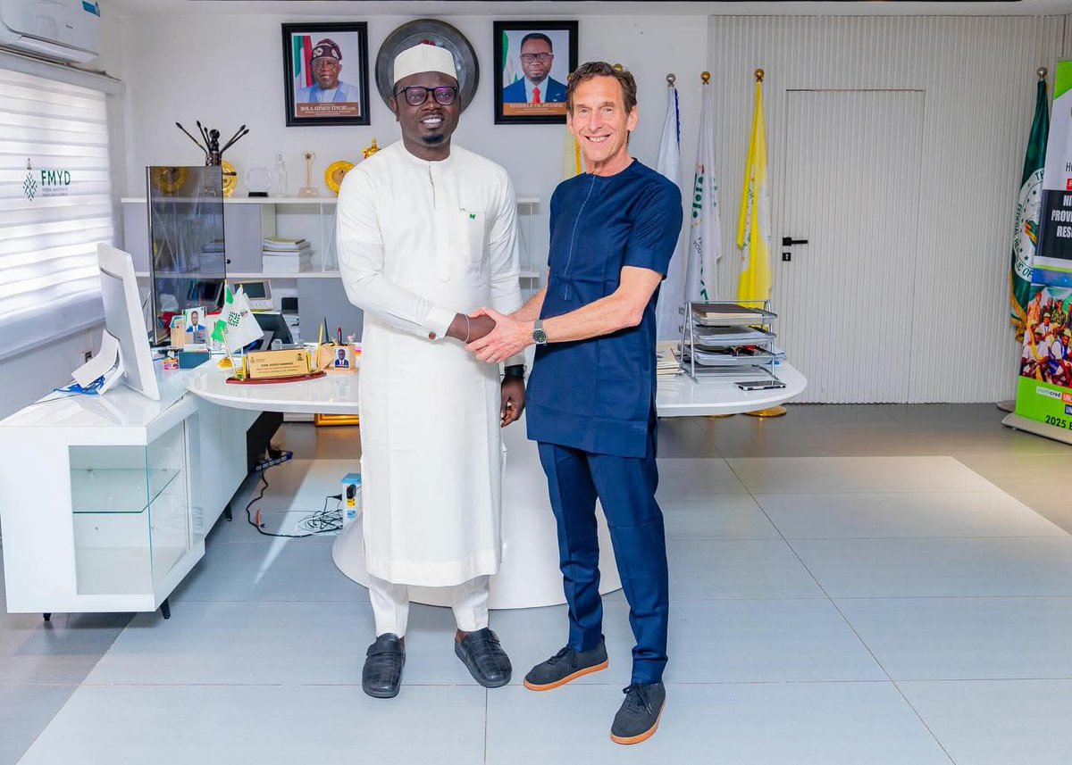 olaniranfaith's tweet image. Earlier today, Ayodele Olawande @ayowisdom_ had a follow-up meeting with the team from Cascador, one of the major partners he engaged during the President’s visit to the UK in March.

#YouthDevelopment #Entrepreneurship #PublicPrivatePartnership #Nigeria