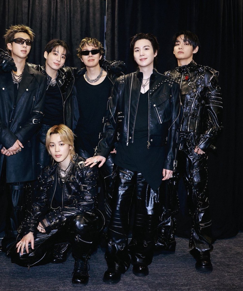 🐱🍊🥢ʟɪʟ ᴍᴇᴏᴡ ᴍᴇᴏᴡ ⑦ 💜 tweet media