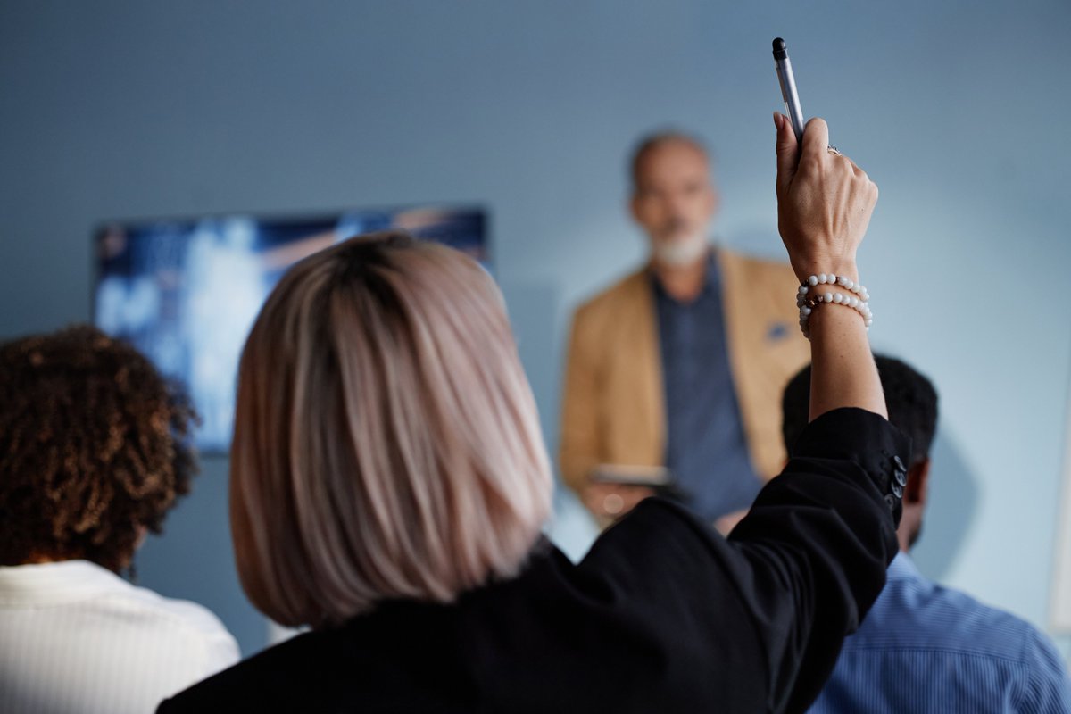 GSSLTDUK's tweet photo. The digital gap is widening. Are you closing it? ⚡

GSS turns digital beginners into workplace assets via accredited training in data &amp; tech.

🔹 Accredited Modules 
🔹 Hybrid-Ready Skills 
🔹 97% Candidate Satisfaction

Don't just keep up, get ahead: 👉 
https://t.co/vZxIBAbbZg https://t.co/bv83fXTpy4