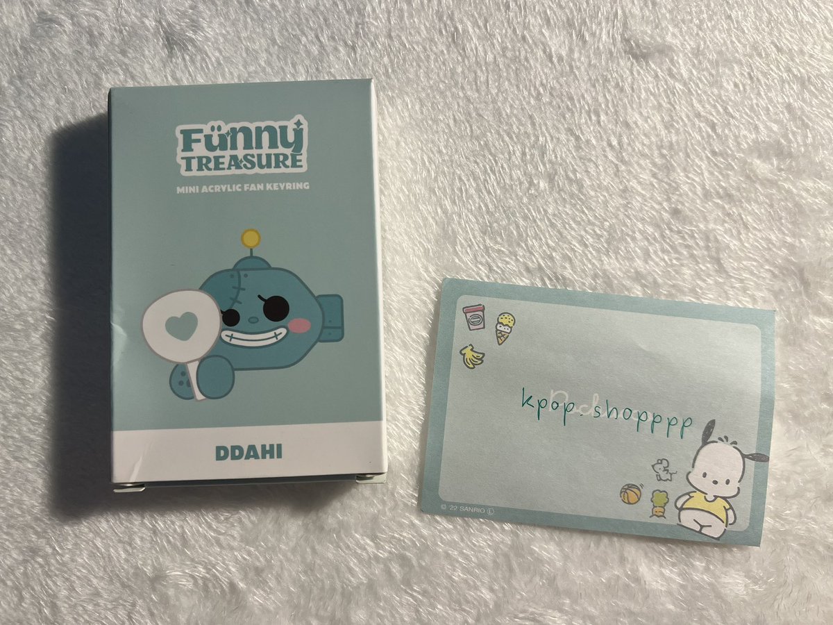 ShoppppKpop's tweet photo. พร้อมส่ง❕
🪄 TREASURE CHARACTER MD FUNNYTREASURE

- Mini Acrylic Fan Keyring DDAHI 40

- ปากกา Acrylic Ball Point Pen Yochi Hoppi แท่งละ 60

📮 ค่าส่ง 40
สนใจสอบถามได้น้าาา🙇🏻‍♀️💗

#ตลาดนัดtreasure #ตลาดนัดเด็กสมบัติ #ตลาดนัดtreasure https://t.co/S6hBuHr5Ph