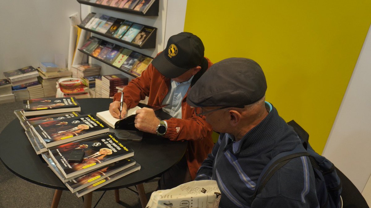 jorgerojas2022's tweet photo. La octava edición de “A las puertas de El Ubérrimo” se proyecta como uno de los libros más vendidos en la @FILBogota

@LaOvejaNegra67 
@IvanCepedaCast https://t.co/3pPtBXl3xn