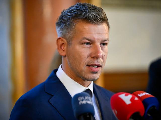 Daily Romania tweet media