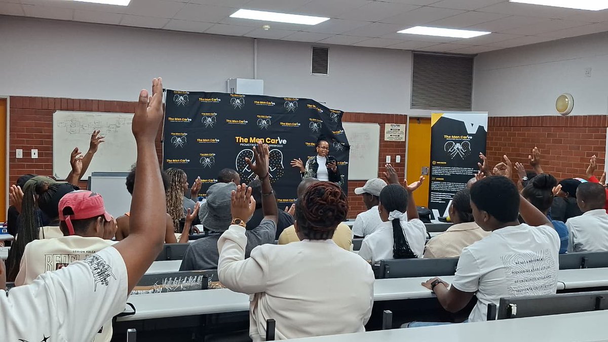 men_carve's tweet photo. The Men Carve met with beneficiaries &amp; potential beneficiaries this weekend — rebuilding relationships and starting new ones.

A successful and impactful session, with greater work ahead. #TheMenCarve #YouthDevelopment https://t.co/7qqNKWho4y