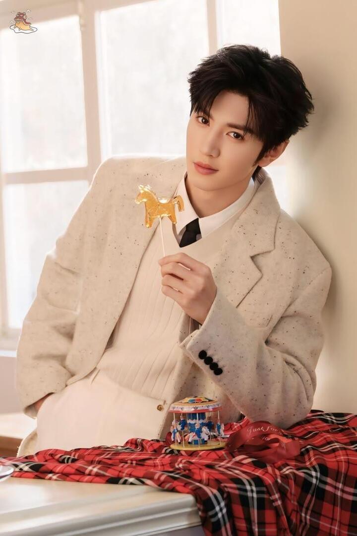 SOC-IE 💛 ˚☽˚.⋆ tweet media