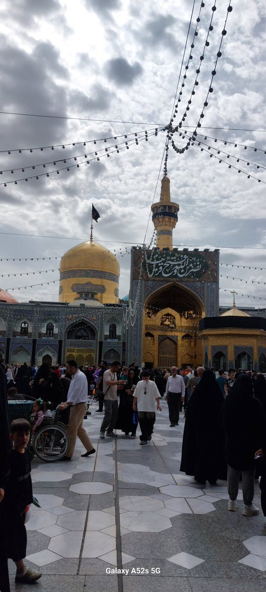 آقای امام رضا ع ما خیلی دلمون واسه این هوا تنگ شده ها 💚🇮🇷
#ایران_امام_رضا
#زیر_سایه_خورشید
49