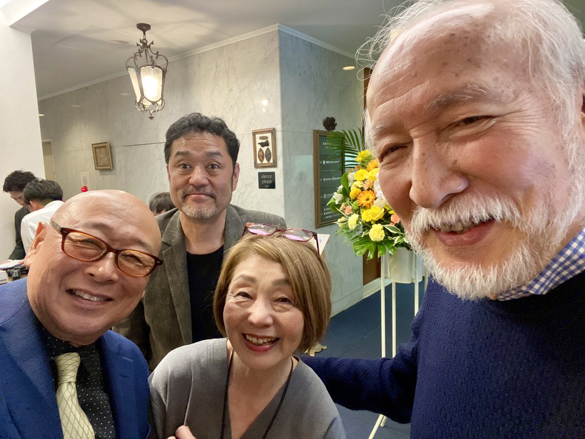 a_watanabe_'s tweet photo. 朗読劇「家族の風景」
2026.4.29
#音無美紀子 さん、#村井麻友美 さん、#村井健太郎 さん、そして奇跡の朗読教室ソフィアの森主宰の #斎藤ゆき子 さんの朗読劇🎶
演奏は #園田容子 さん🎹
なんと監修は #村井國夫 さん！
日本語の美しさ素敵な文章！

#家族の風景 #朗読劇 https://t.co/ht7RAuNy4L