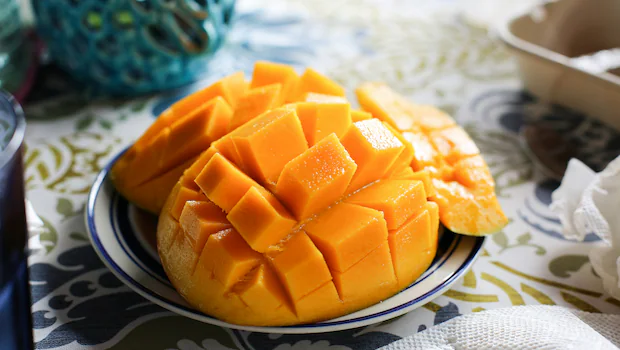 NDTVFood's tweet image. The Right Way To Eat Mangoes To Avoid Falling Sick
food.ndtv.com/food-drinks/th…
#mango #health #food