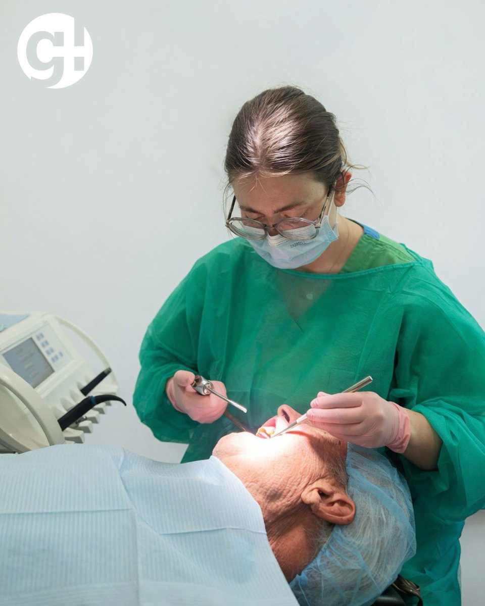Clínica Dental Galván Lobo tweet media