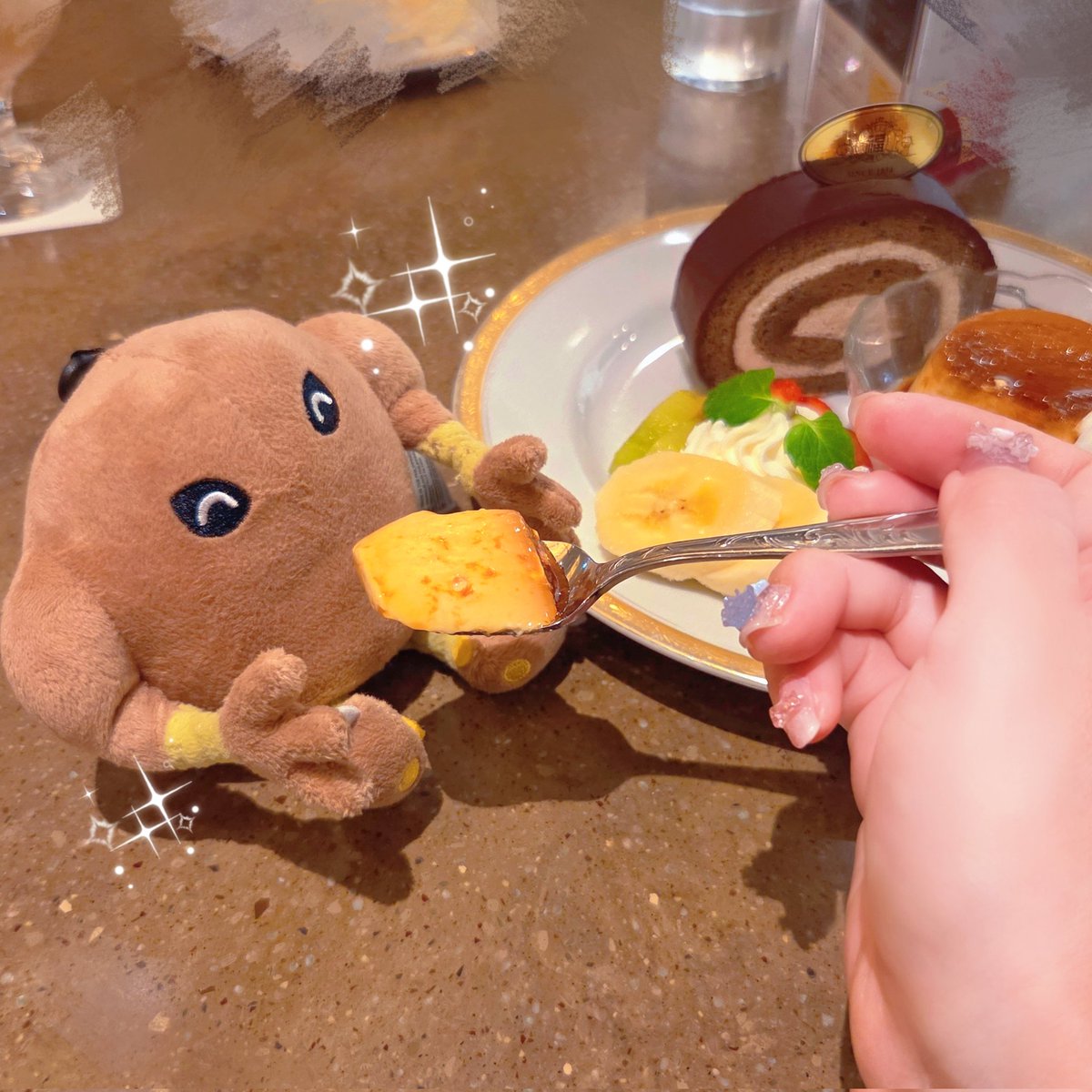 さわちゃん、デザートだよ！あーーん！！👣