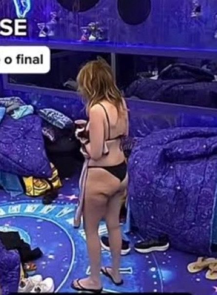 Vivian💥 tweet media