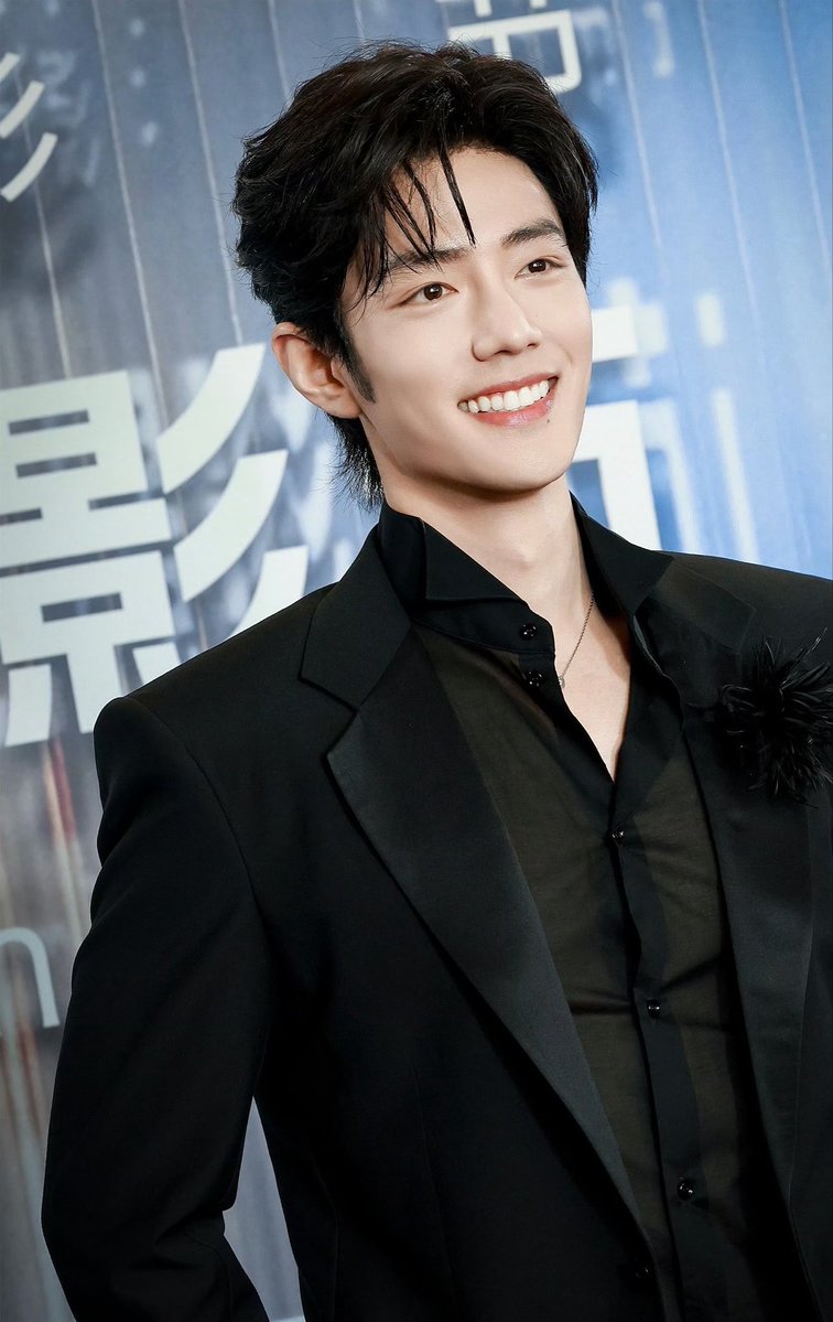 xzmelons's tweet image. what is this man?! 😭❤️
#XiaoZhan